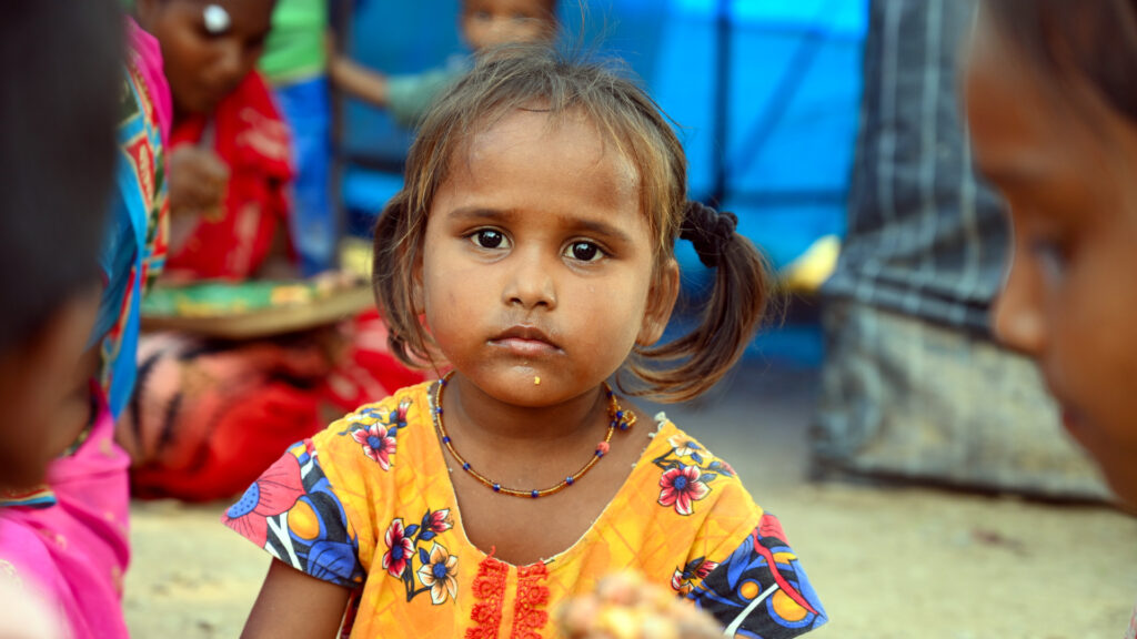 Child-having-a-meal-in-India